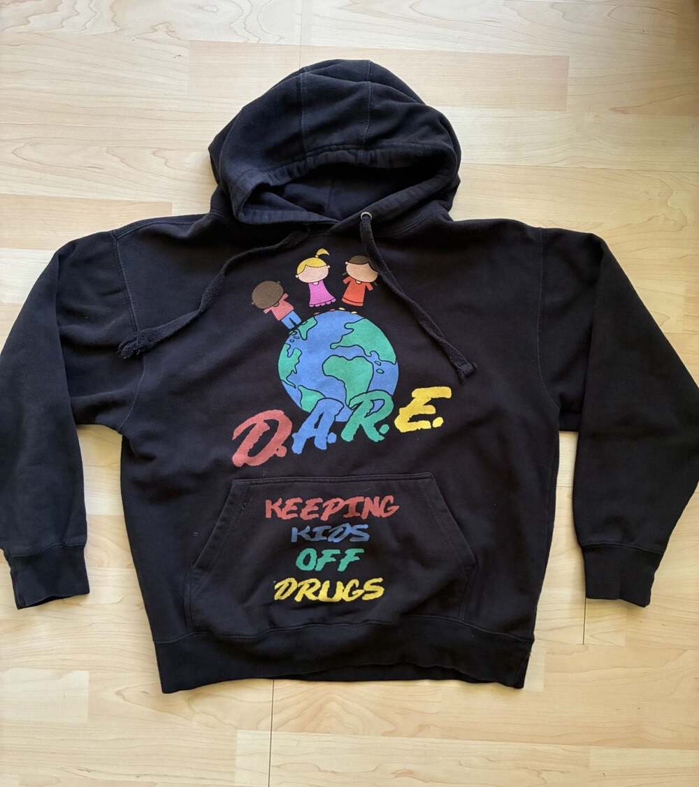 D.A.R.E. Keeping Kids Off Drugs Graphic Hoodie Black Size M